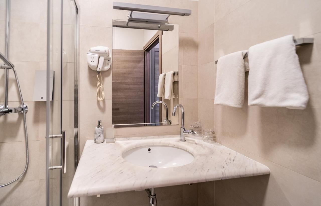 Tifani Luxury Rooms 2 Split Exteriör bild