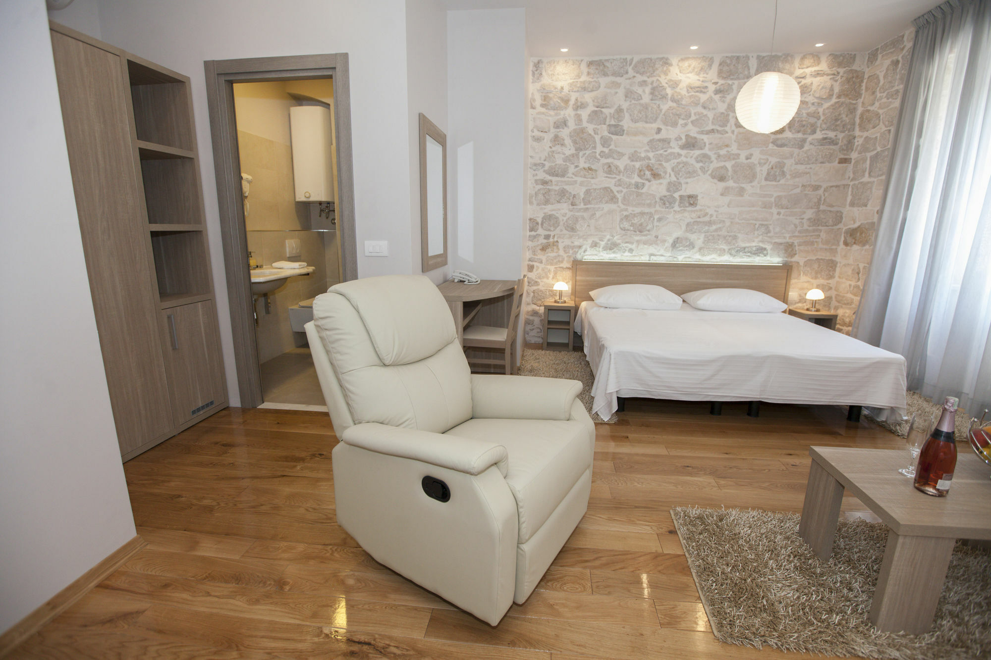 Tifani Luxury Rooms 2 Split Exteriör bild