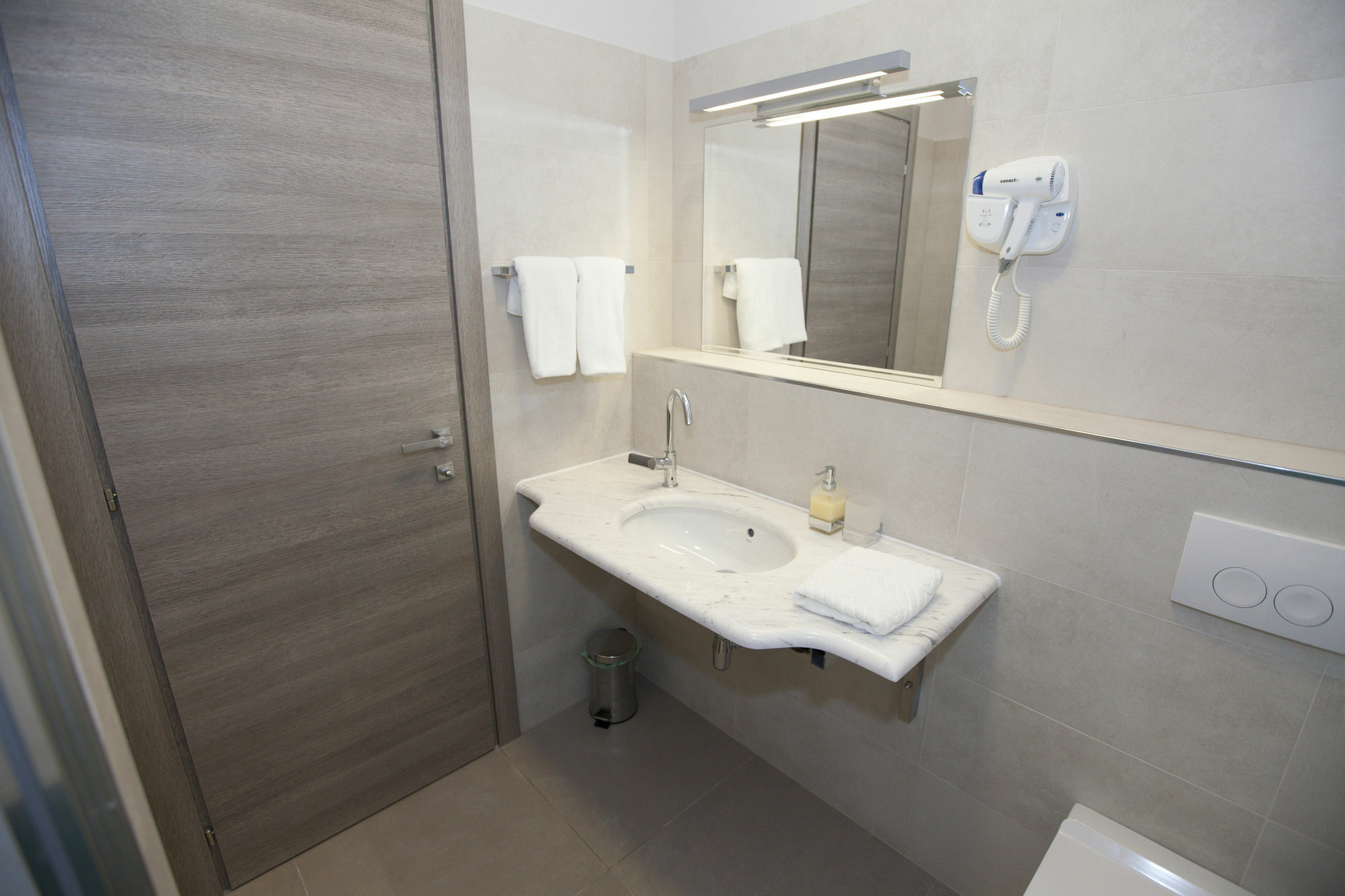 Tifani Luxury Rooms 2 Split Exteriör bild