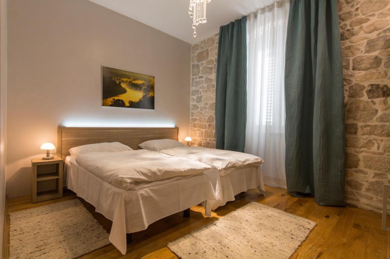 Tifani Luxury Rooms 2 Split Exteriör bild