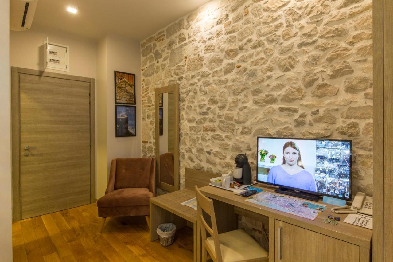 Tifani Luxury Rooms 2 Split Exteriör bild